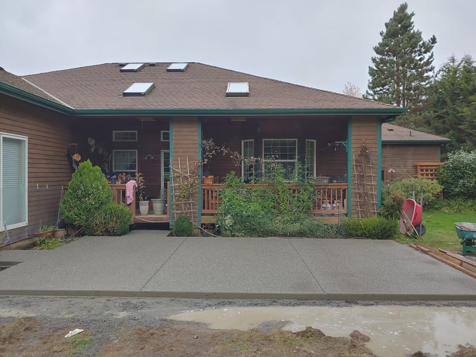 Exposed Aggregate Concrete in Everett